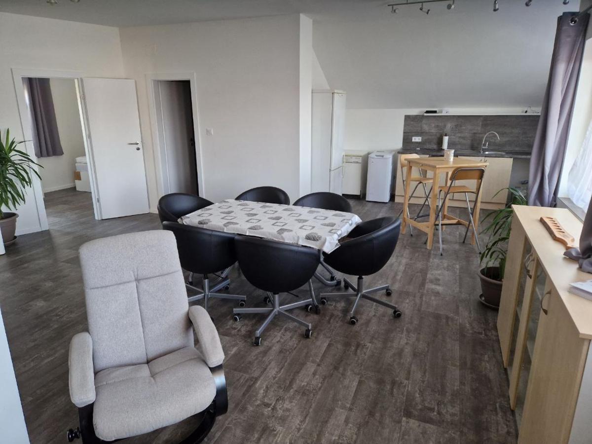 Appartement Andrea Galambok Ngoại thất bức ảnh